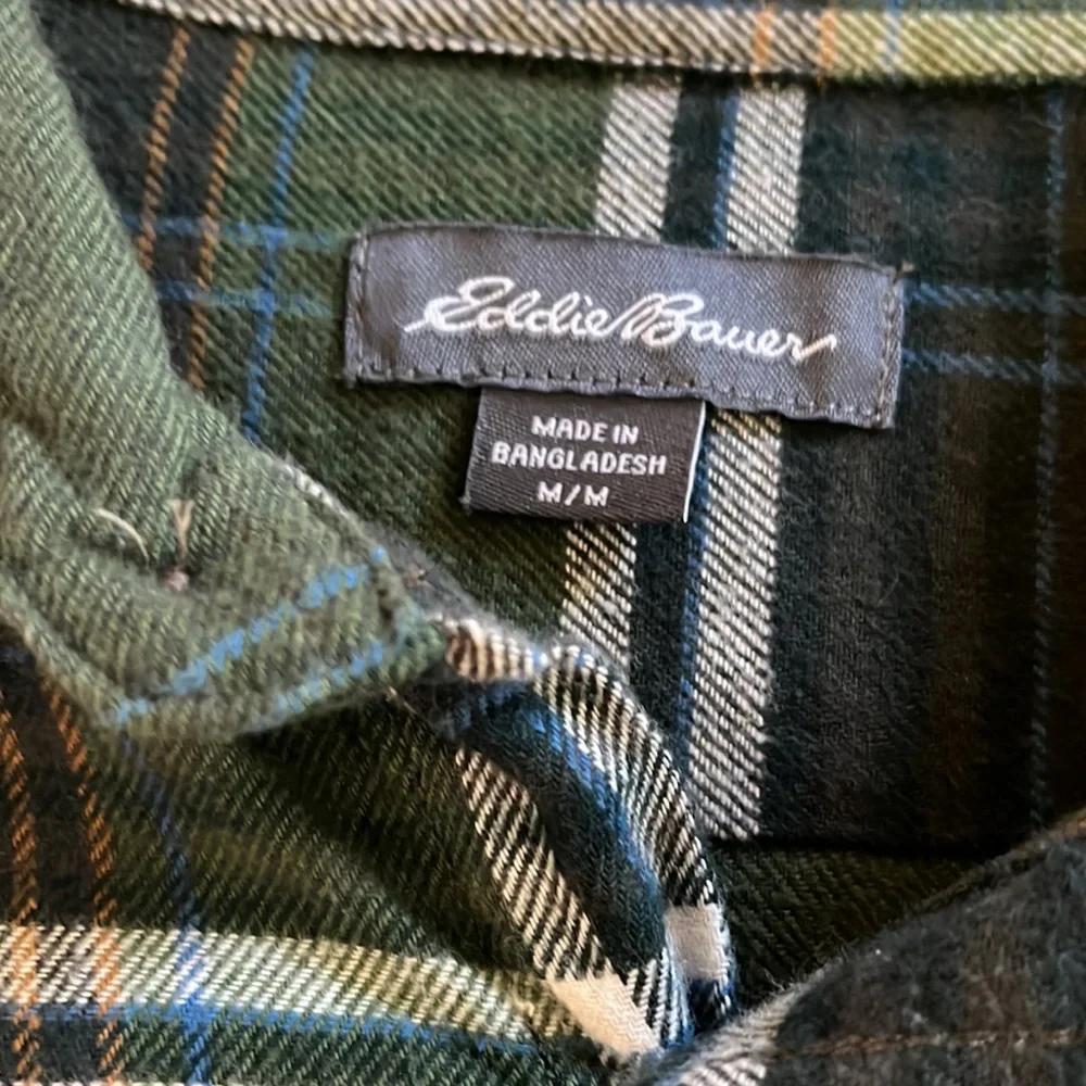 Eddie Bauer Soft Flannel Button Down Front Green Plaid Mens Medium Shirt